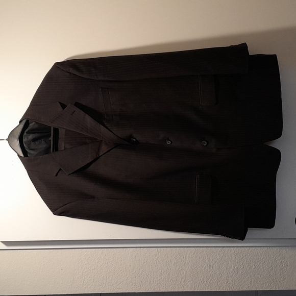 Used 3 piece mens suite